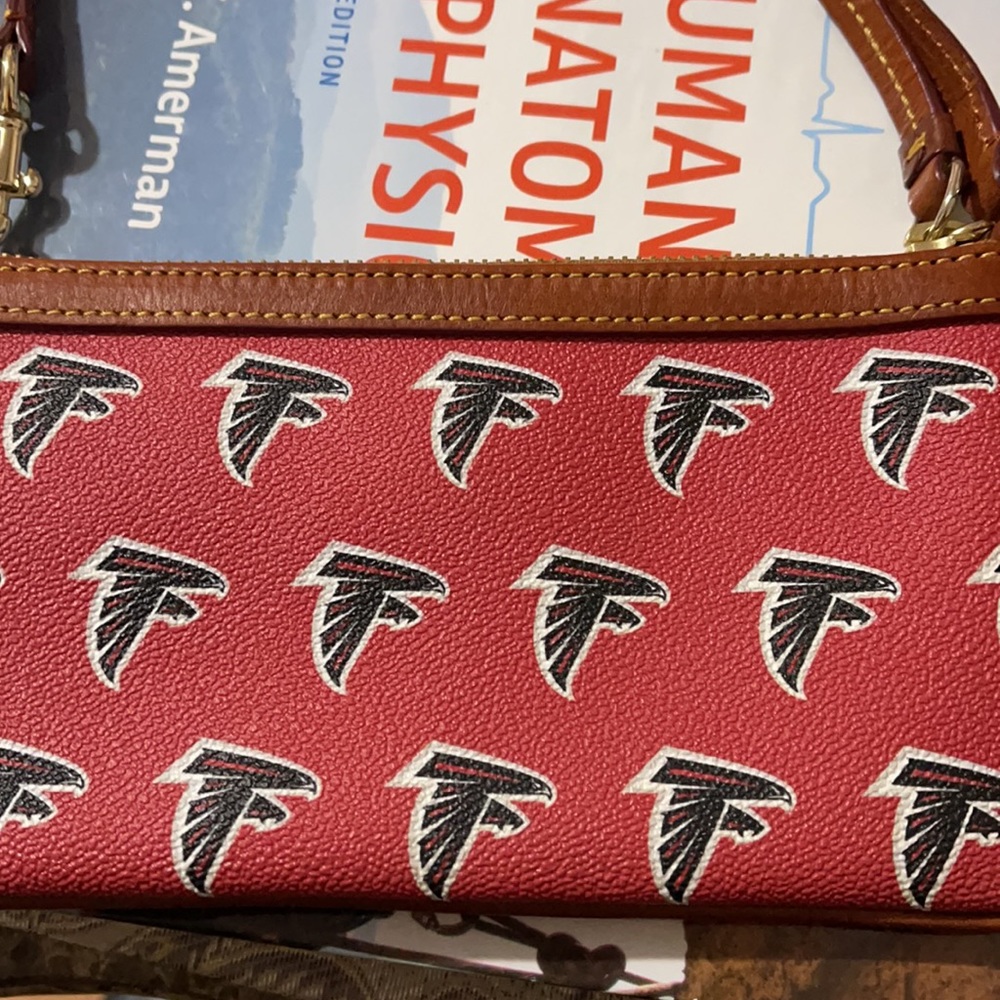 Atl Falcons Dooney & Bourne Wrislet - Picture 3 of 6
